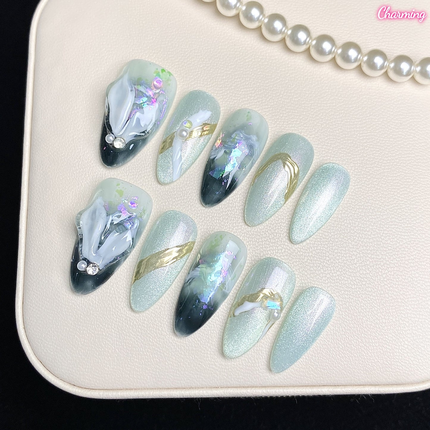 A Cool Kind of Sweet / Handmade Nailsems