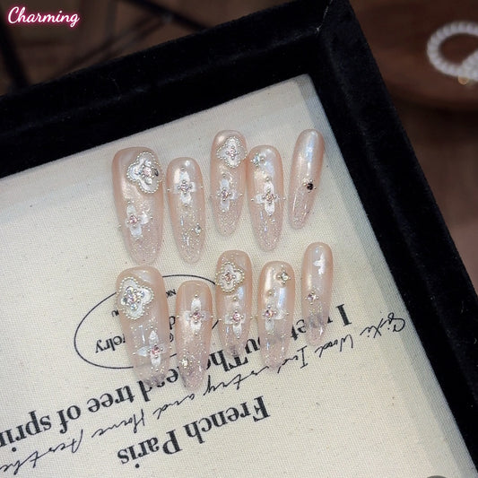 Clover’s Glow / Handmade Nails