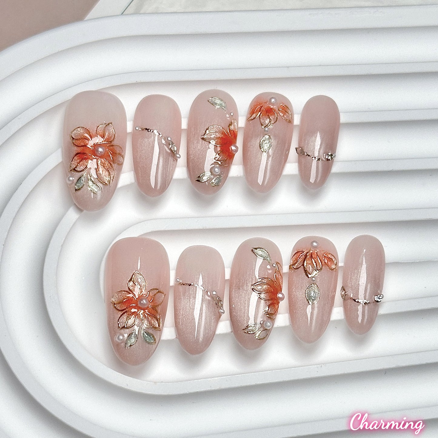 Aureate Petals / Handmade Nails