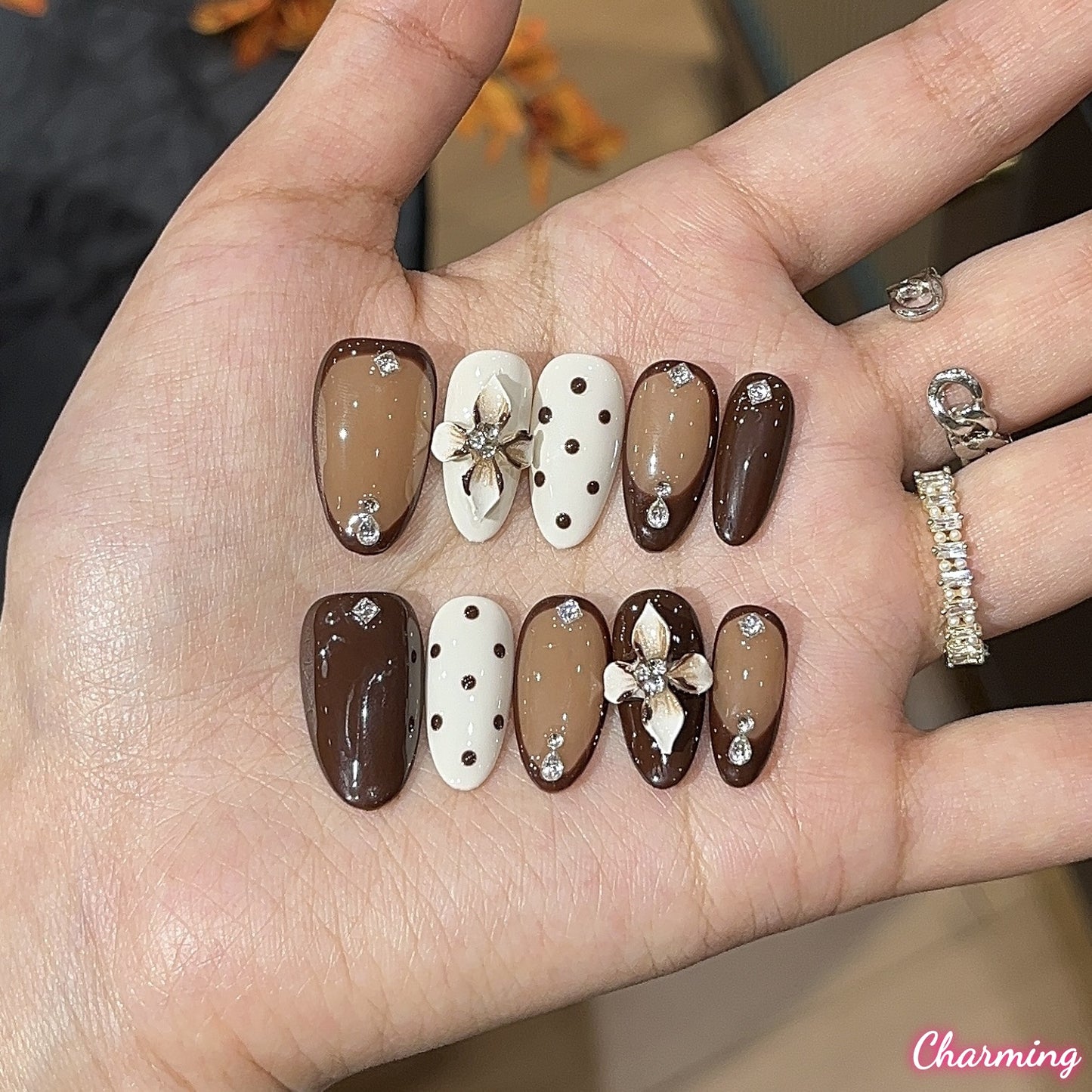In Mocha Meadows / Handmade Nails