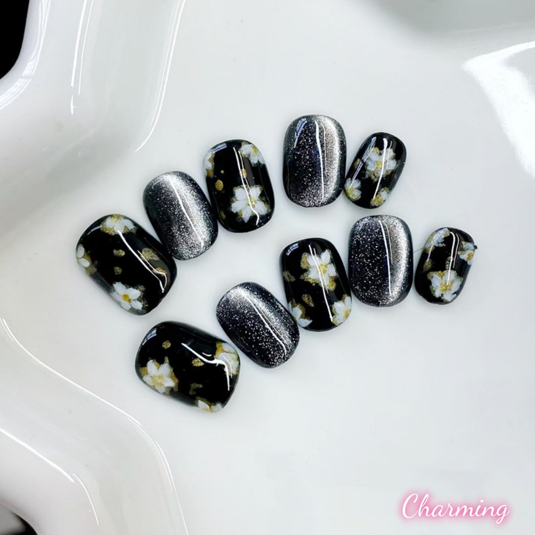Ebony & Bloom / Handmade Nails