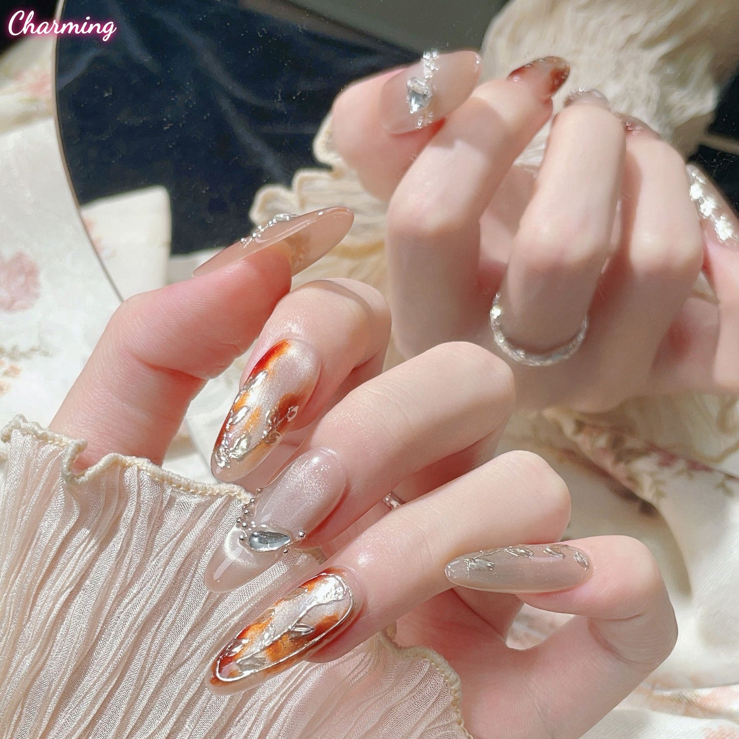 Whispering Tip / Handmade Nails