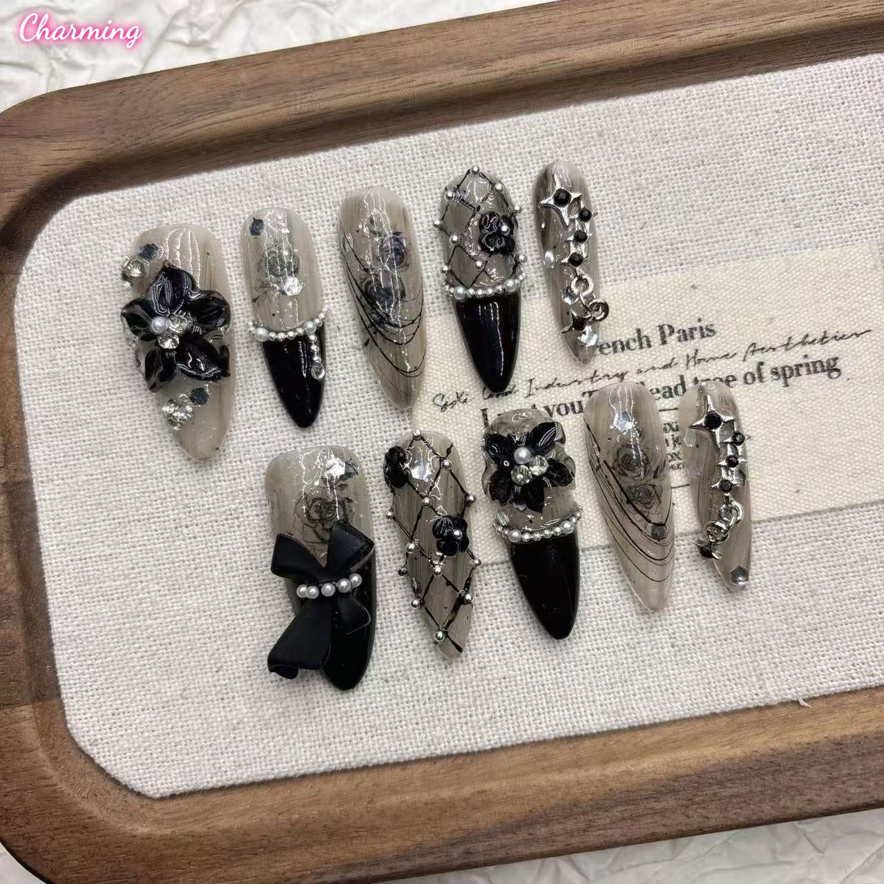 Thorn & Vine / Handmade Nails