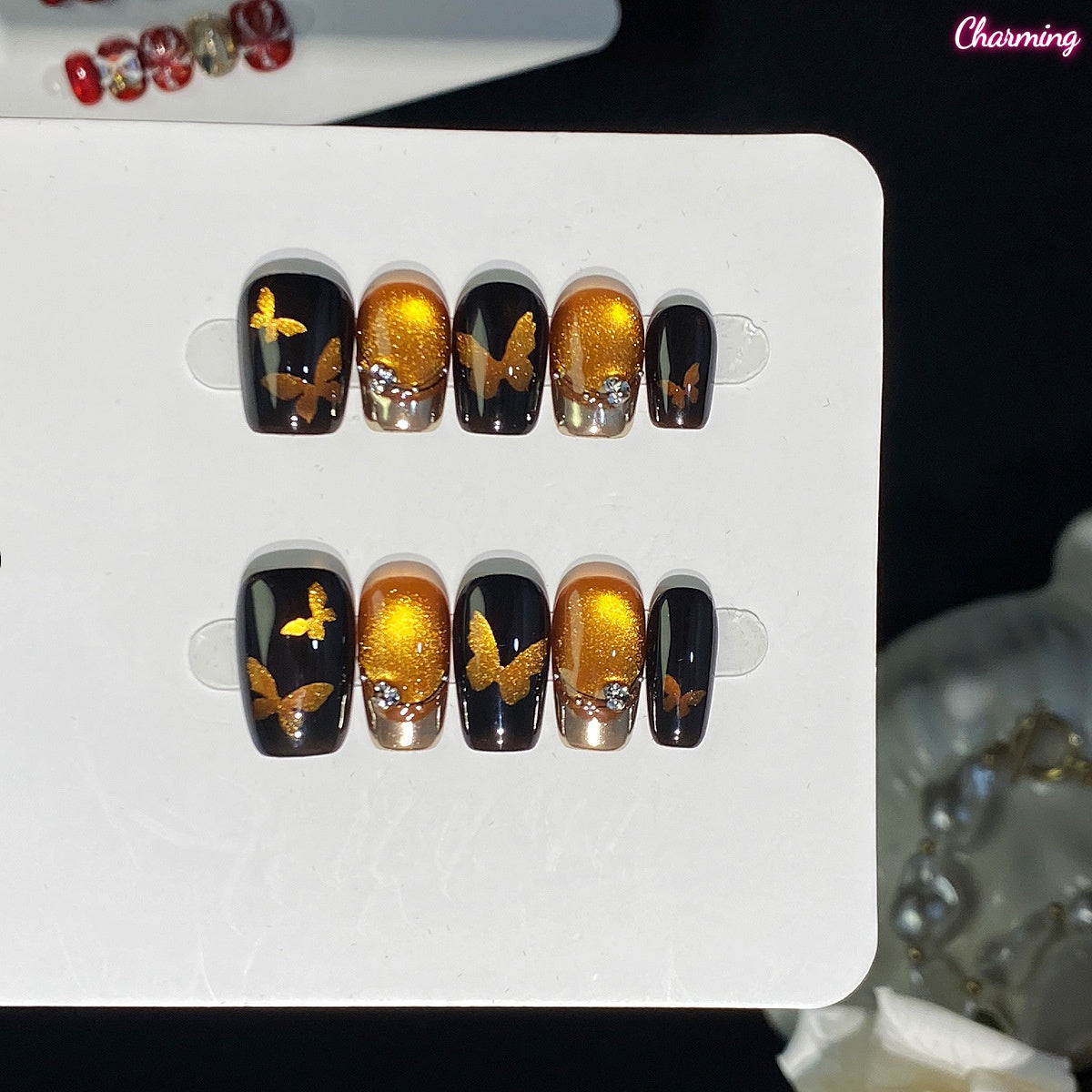 Gold Wing Noir / Handmade Nailsems
