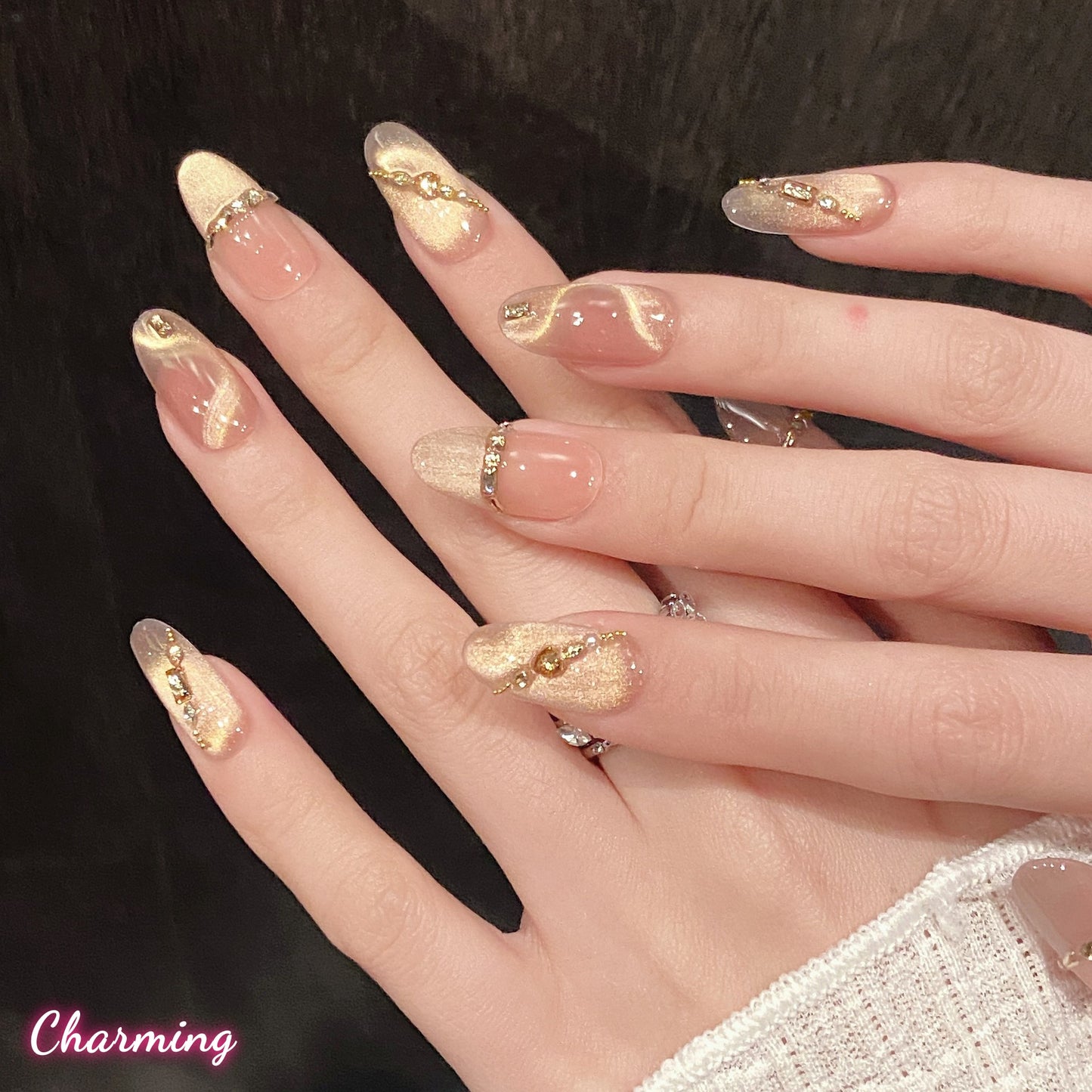 Graceful and Tender / Handmade Nails