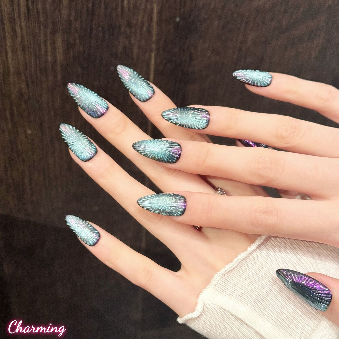 Blurred Lines / Handmade Nails