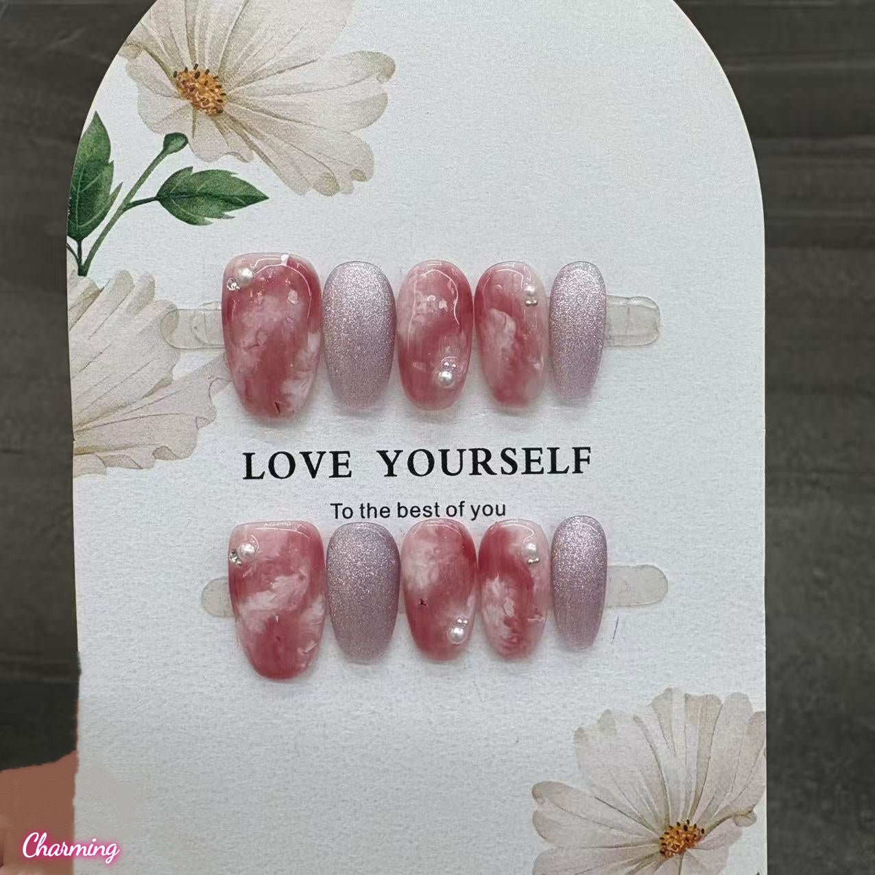 Fading Rouge / Handmade Nails