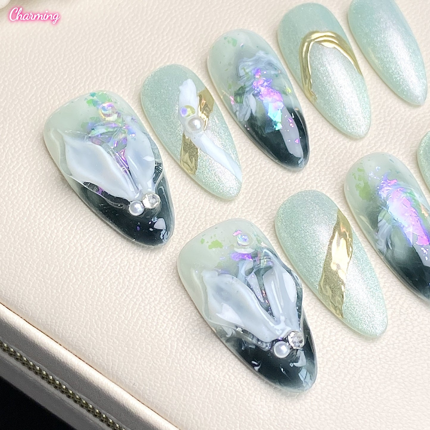 A Cool Kind of Sweet / Handmade Nailsems