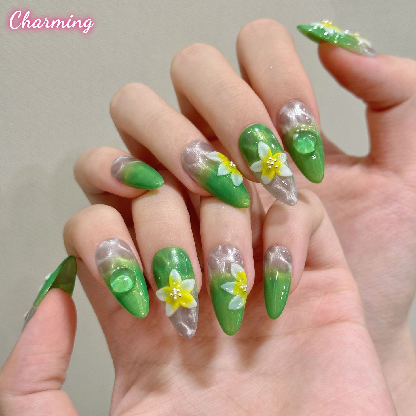A Flower Adrift（Greener） / Handmade Nails