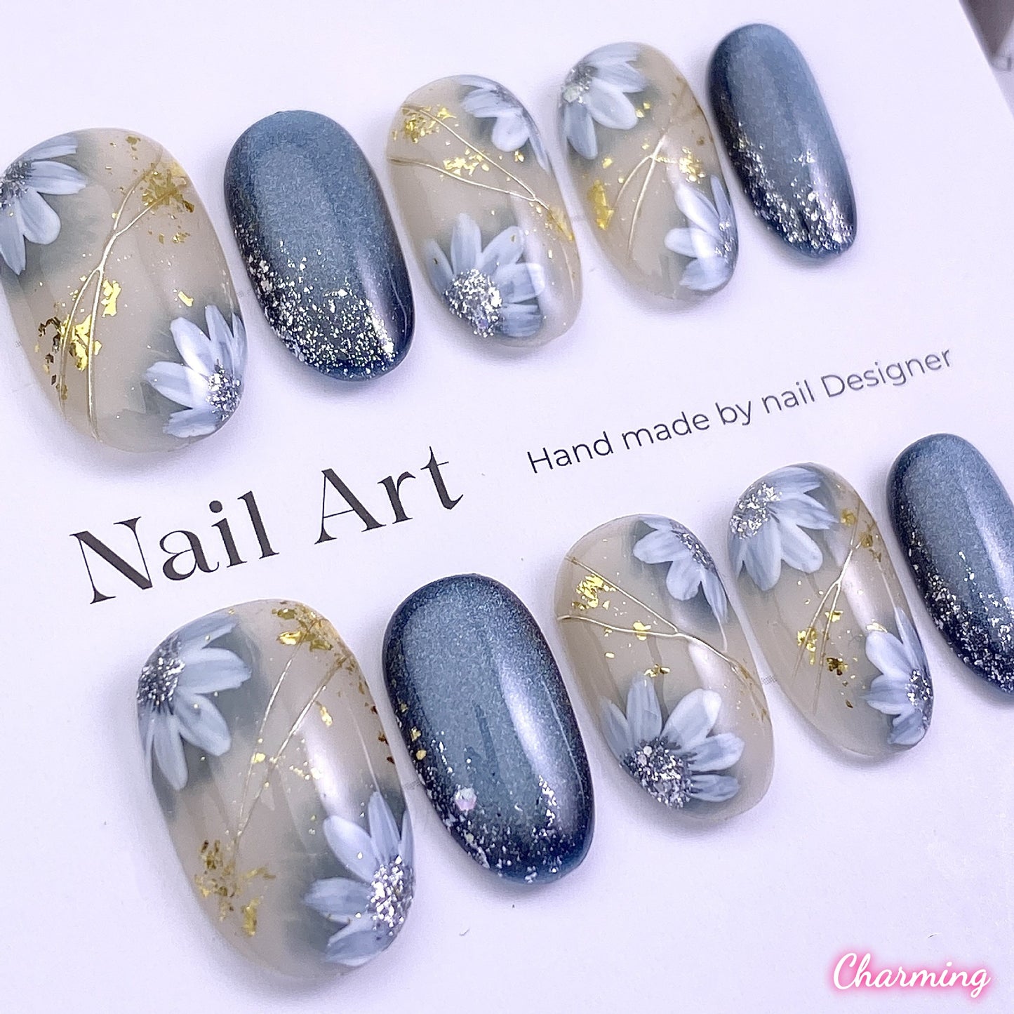 Daisy in the Breeze / Handmade Nails