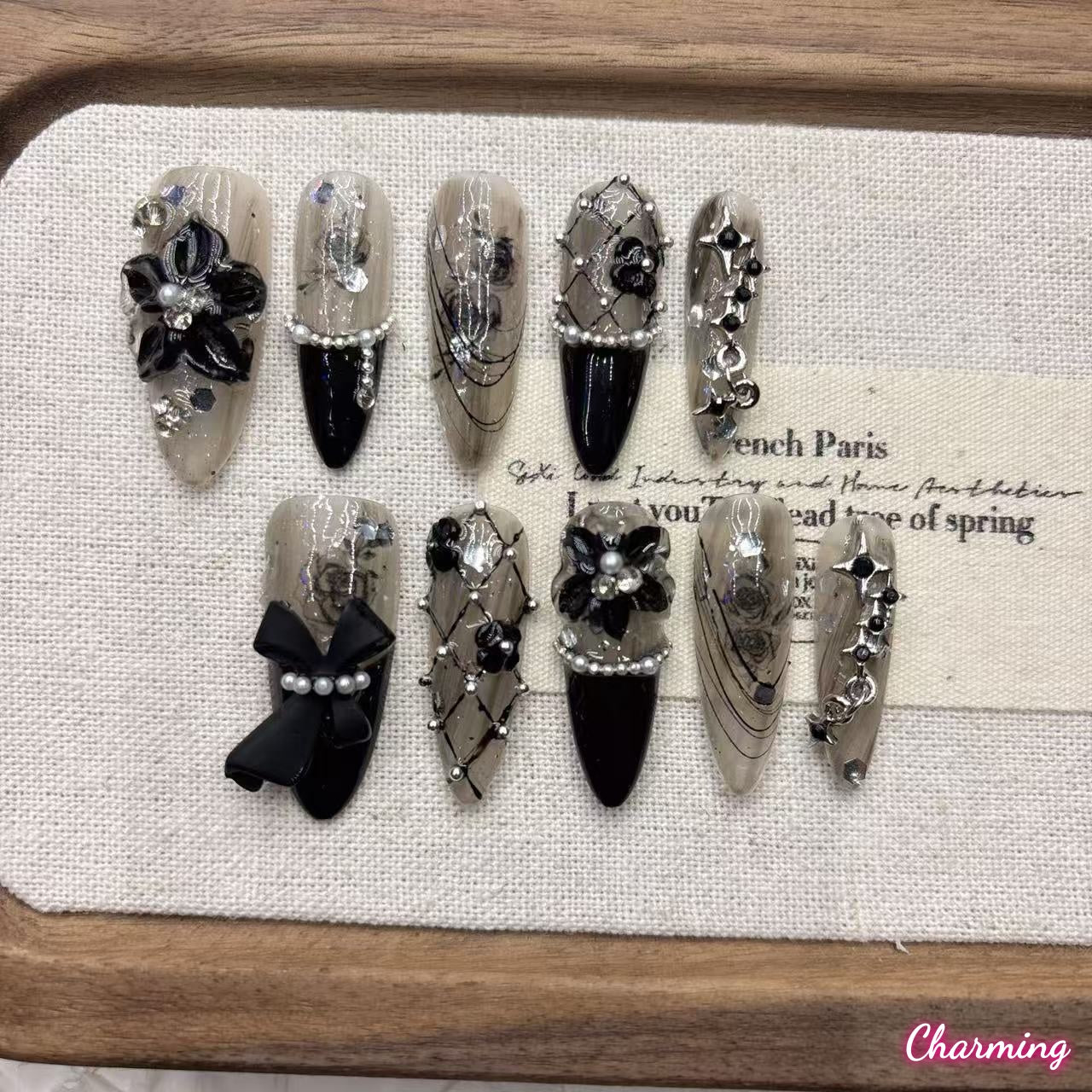 Thorn & Vine / Handmade Nails