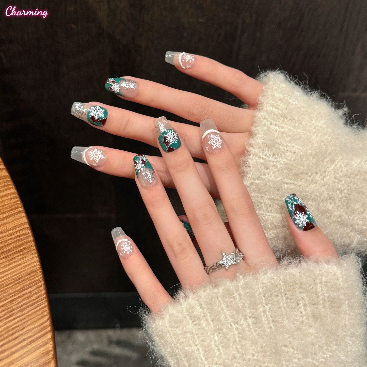 Evergreen Flurry / Handmade Nails