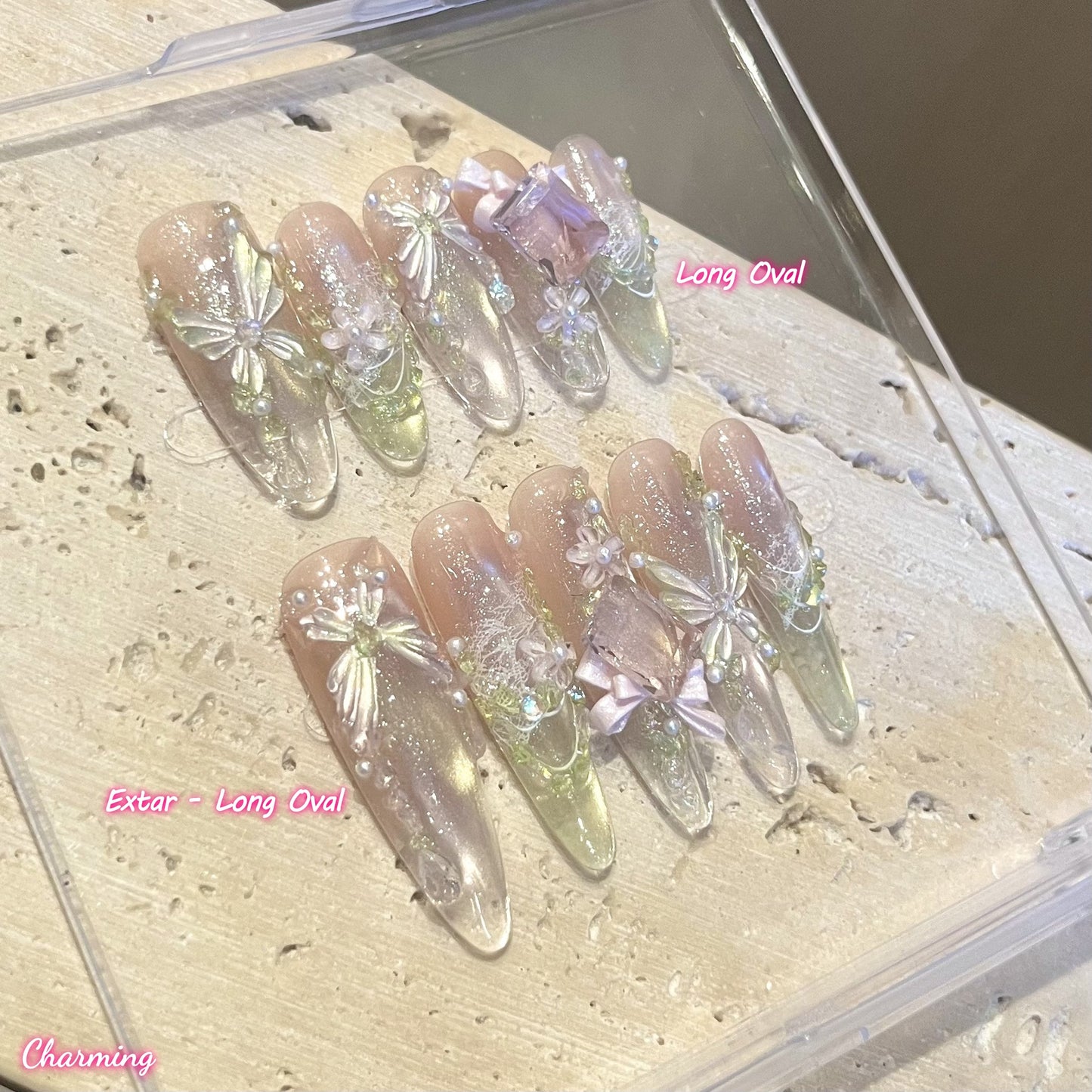 The Floral Messenger / Handmade Nails