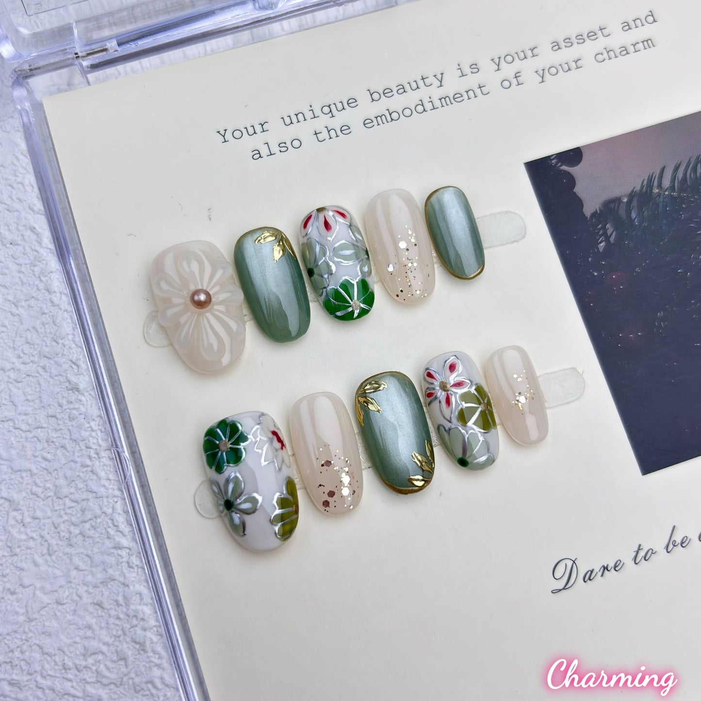 The Garden is Alive with Green / Handmade Nails