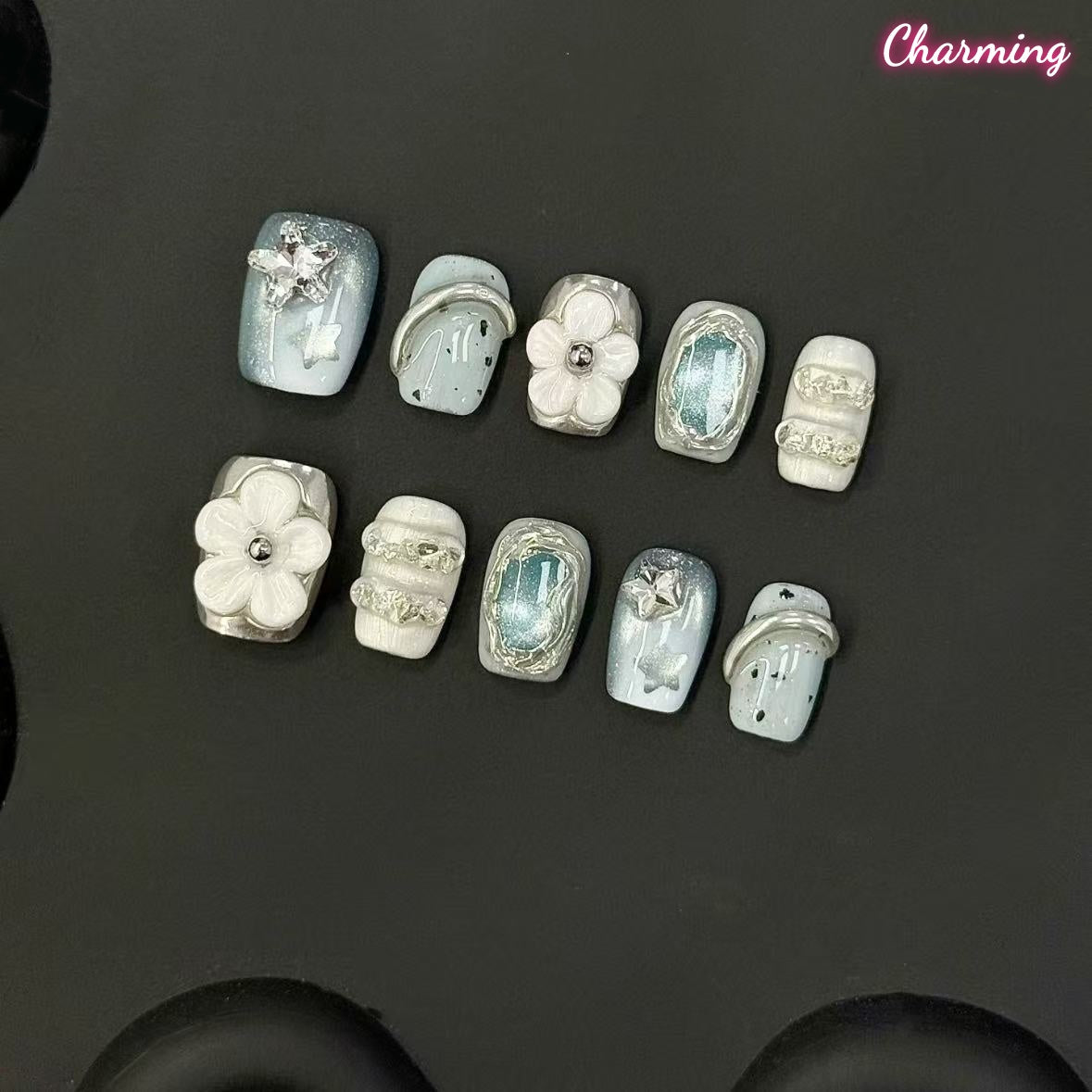 Whispering Floral / Handmade Nails