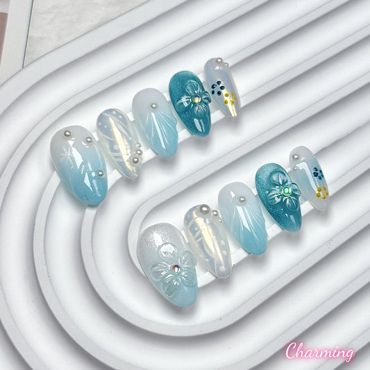 Tide & Blossom / Handmade Nails