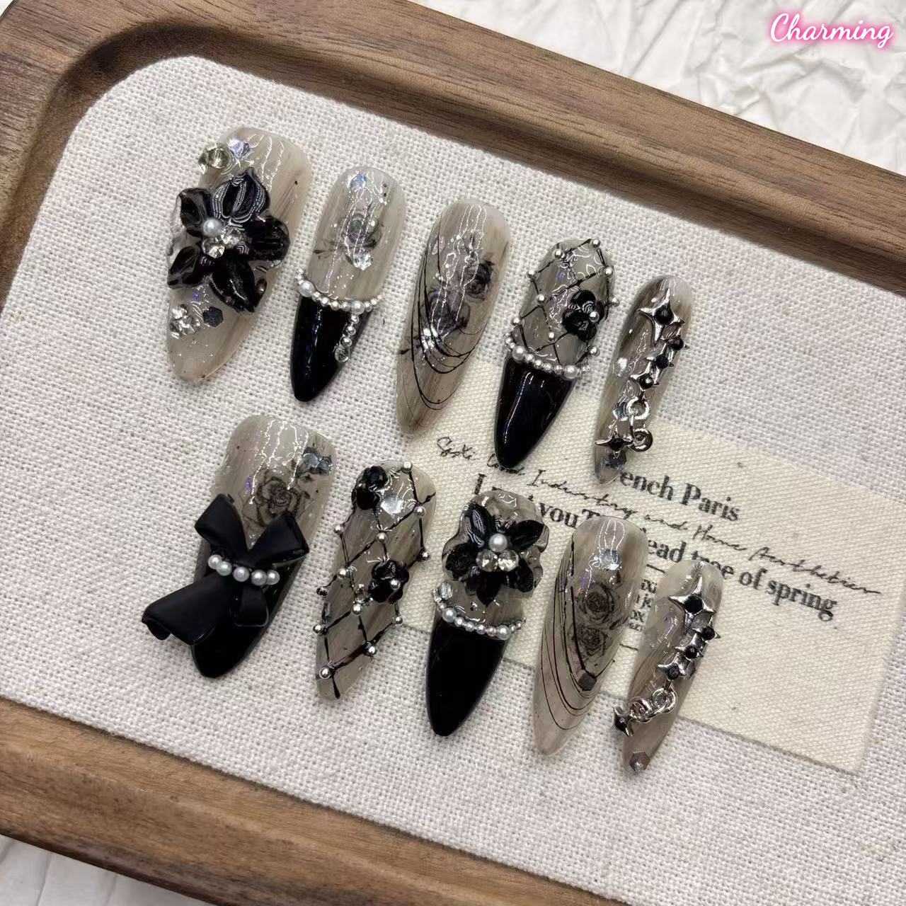 Thorn & Vine / Handmade Nails