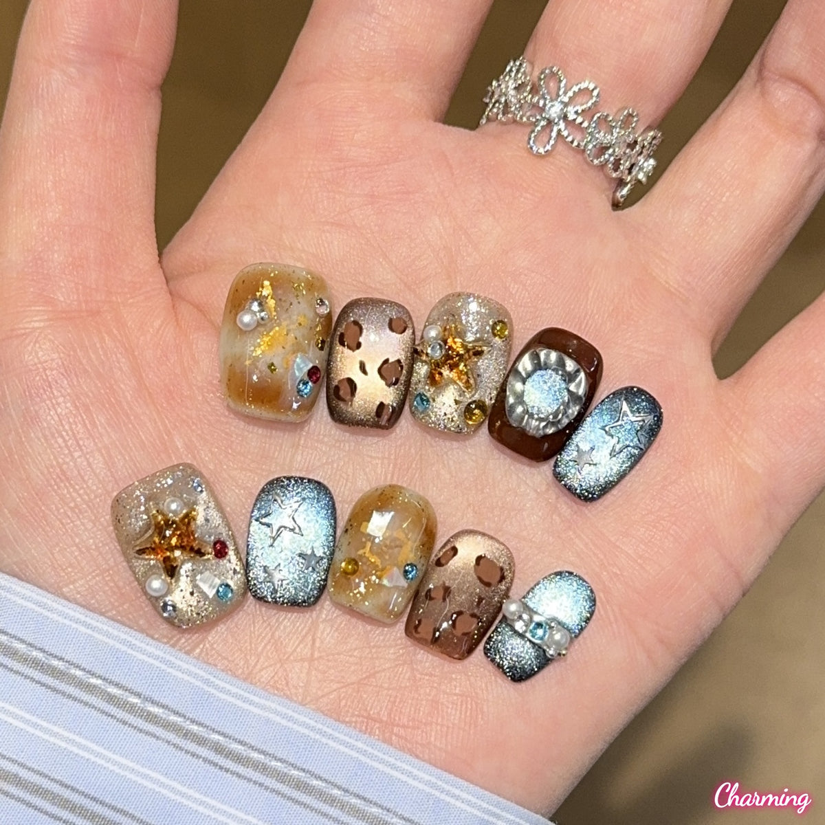 Falling Spots / Handmade Nailsems