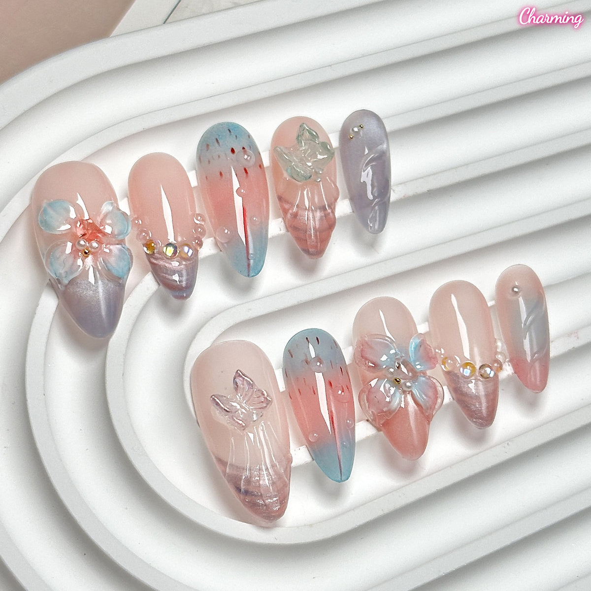 Petal & Wing / Handmade Nailsems