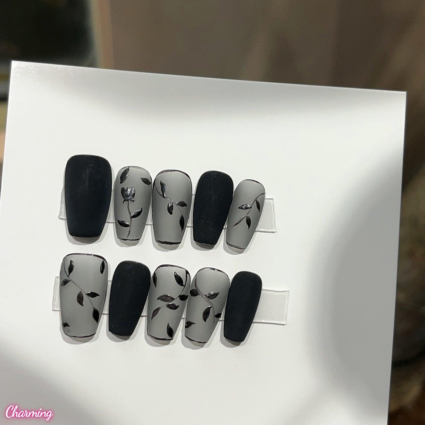 Shadow Petal / Handmade Nails