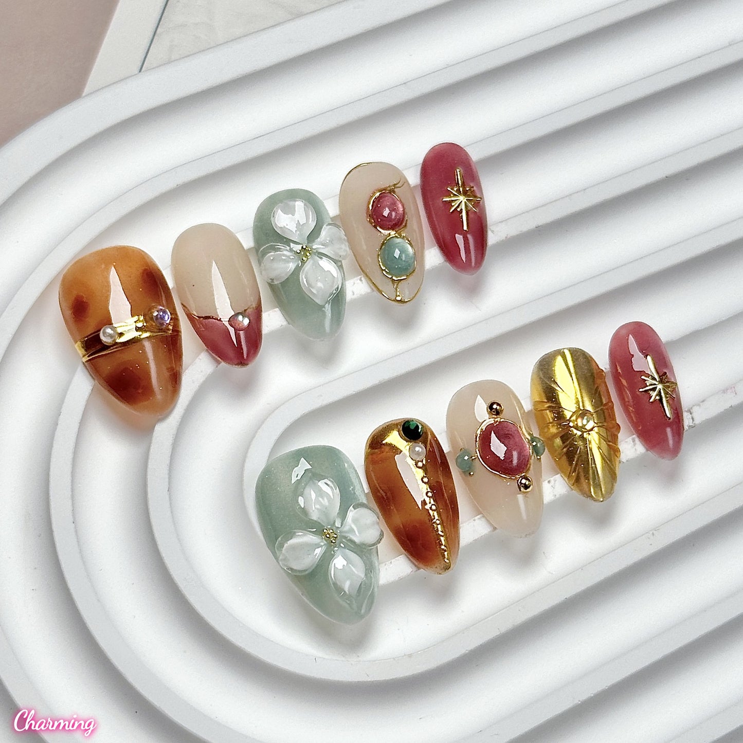 The Touch of a Petal / Handmade Nails