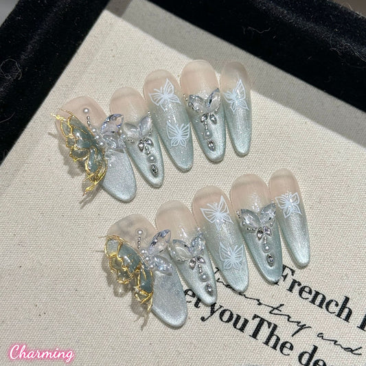 Azure Flutter / Handmade Nails