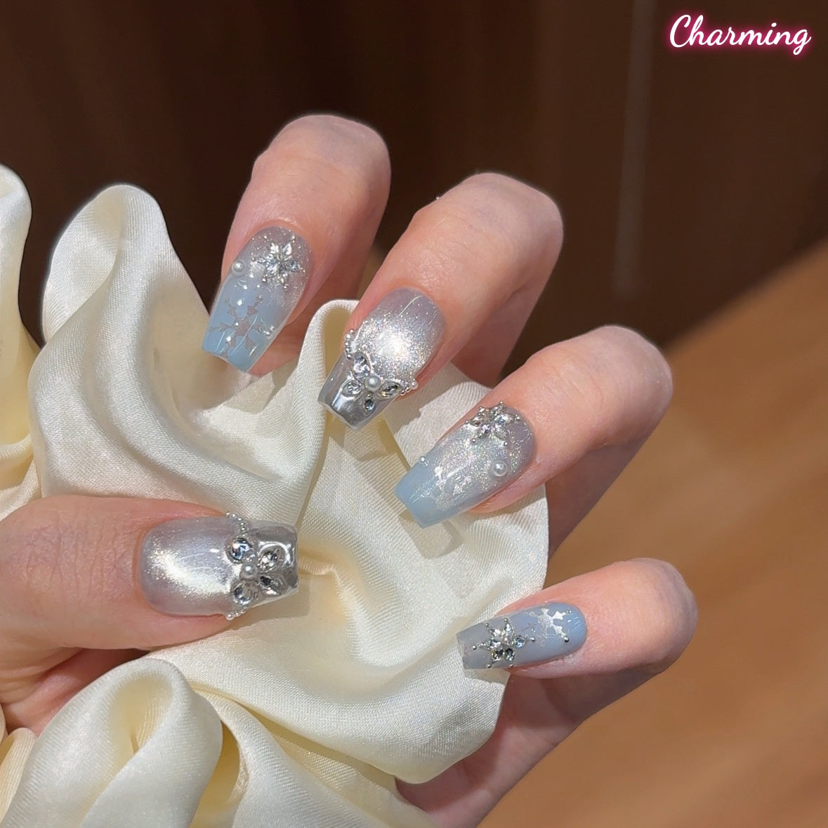 Winter's Whisper / Handmade Nails