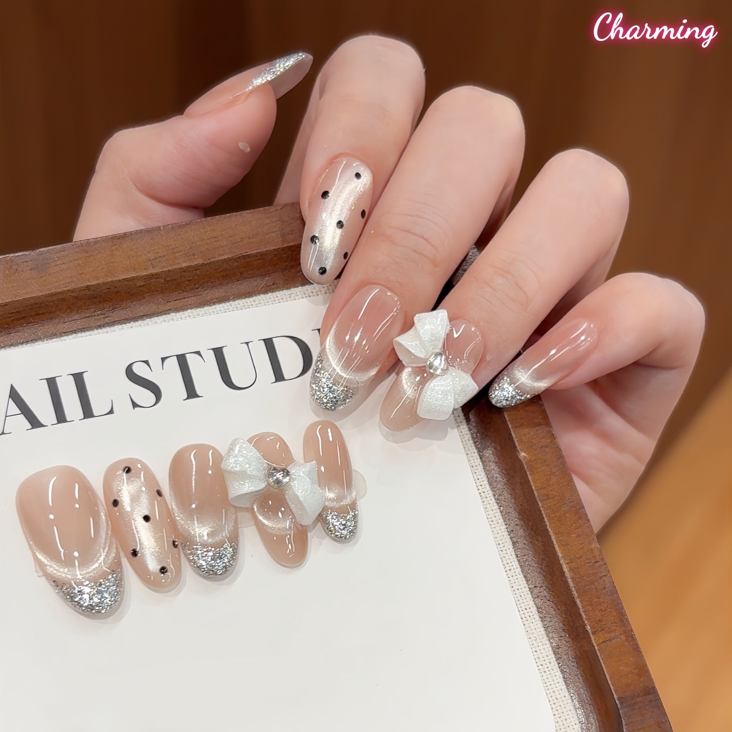 Dots & Delight / Handmade Nails