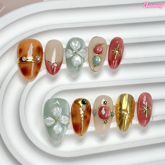 The Touch of a Petal / Handmade Nails