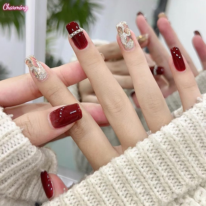 The First Look / Handmade Nailsems