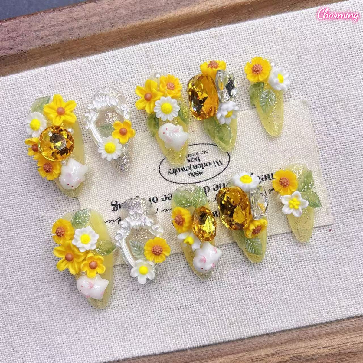 Field of Gold / Handmade Nailsems