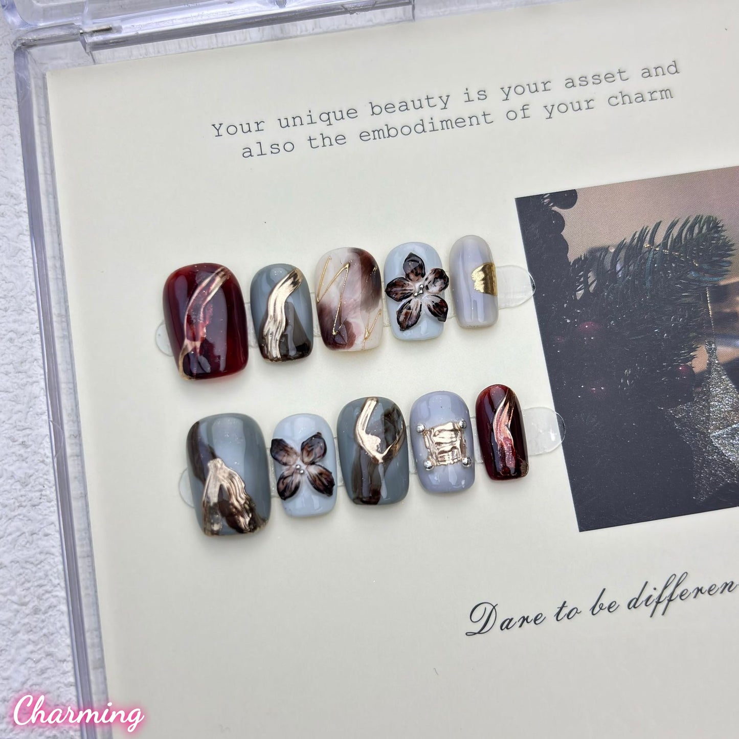 Where Gold Settles / Handmade Nails