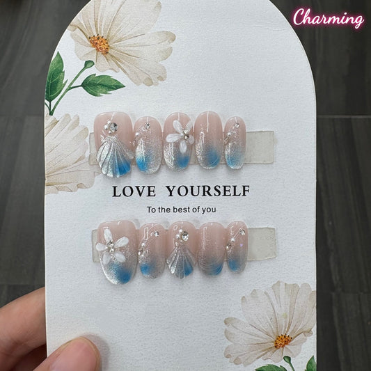 Petals & Tulle / Handmade Nails