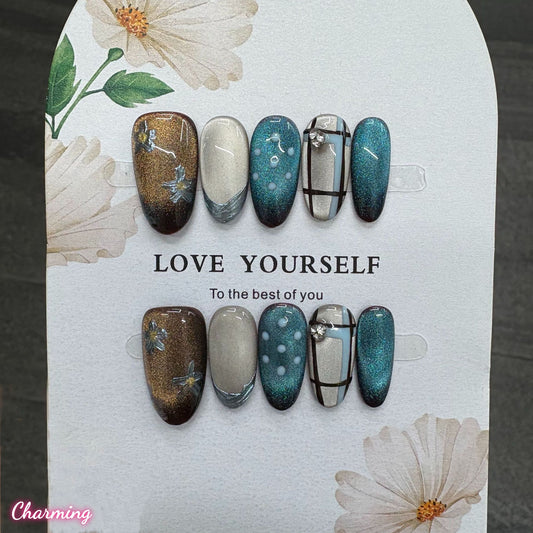 Quiet Elegance / Handmade Nails