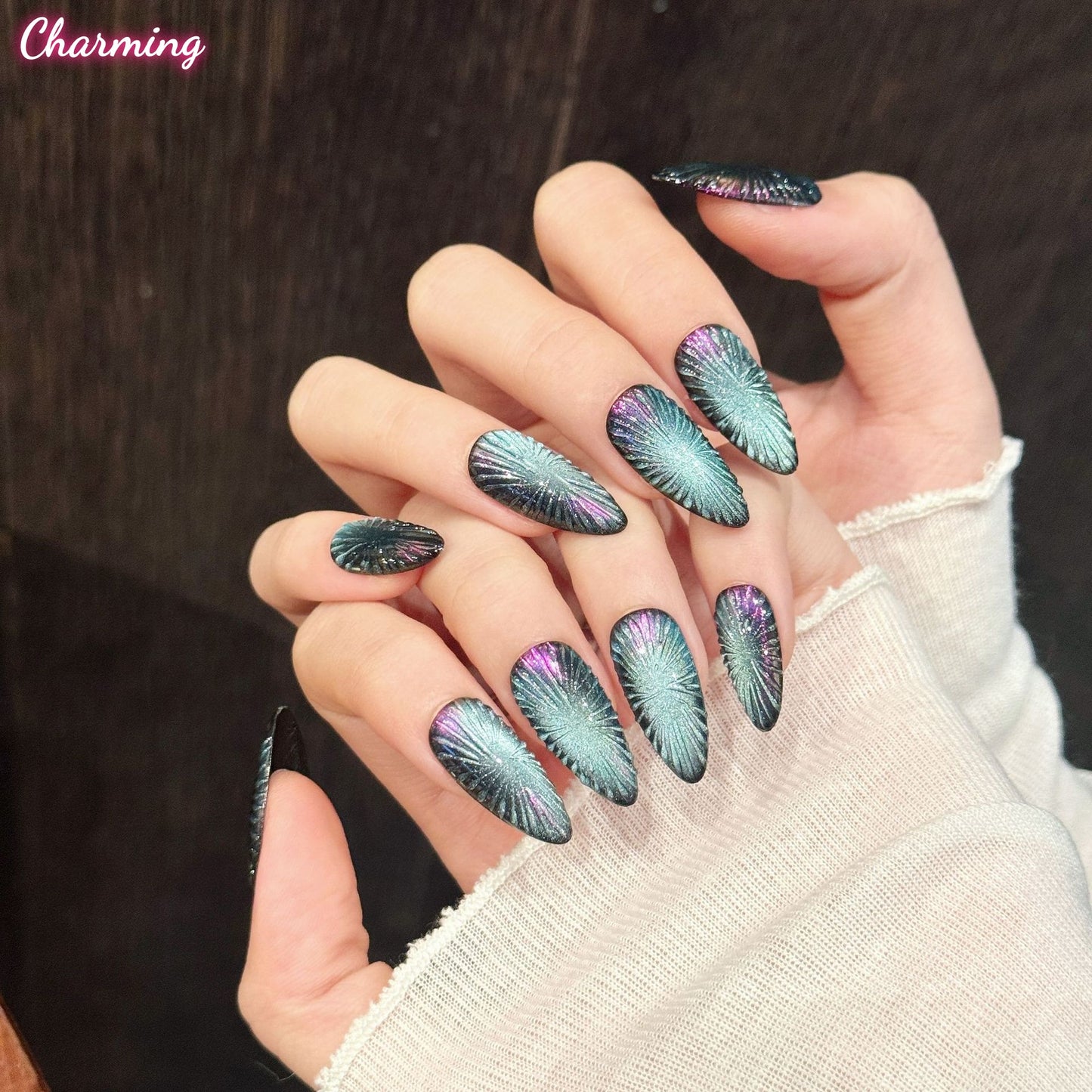 Blurred Lines / Handmade Nails