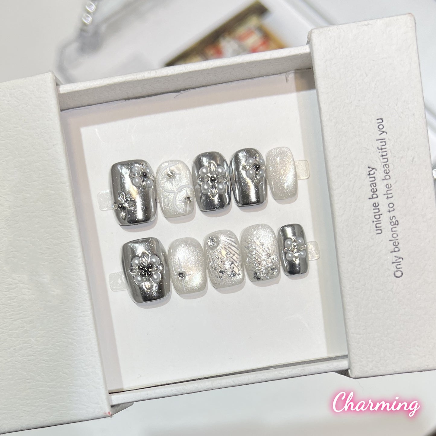 Vista / Handmade Nails