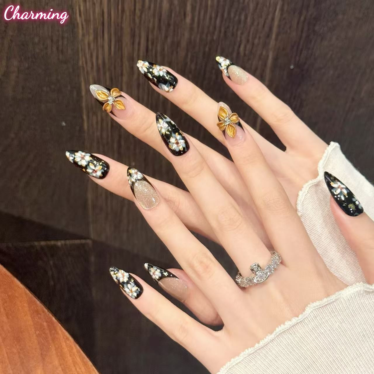 Retro Flora / Handmade Nails